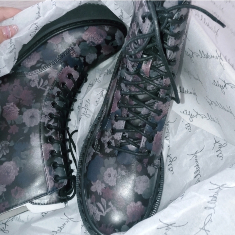 Kendall & Kylie Floral Combat Boots Women's Size 6.5 NWT - NIB - Picture 4 of 11